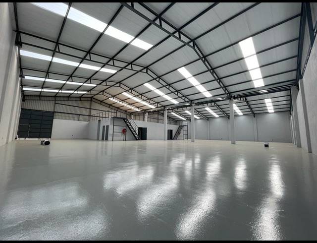1,094M² WAREHOUSE TO LET IN COSMO BUSINESS PARK